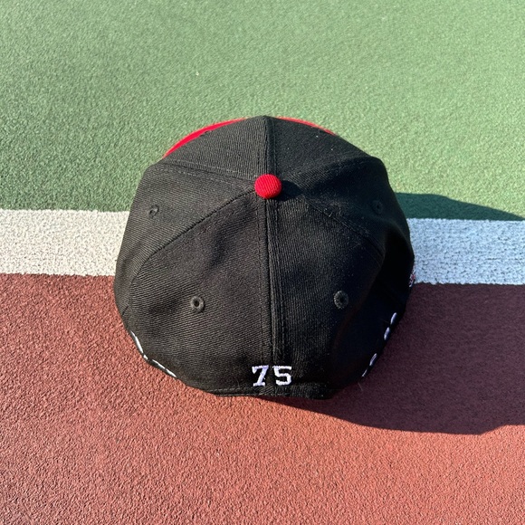 ⭐️SUPER SALE!⭐️New Era MLB Cincinnati Reds SnapBack - Picture 3 of 4